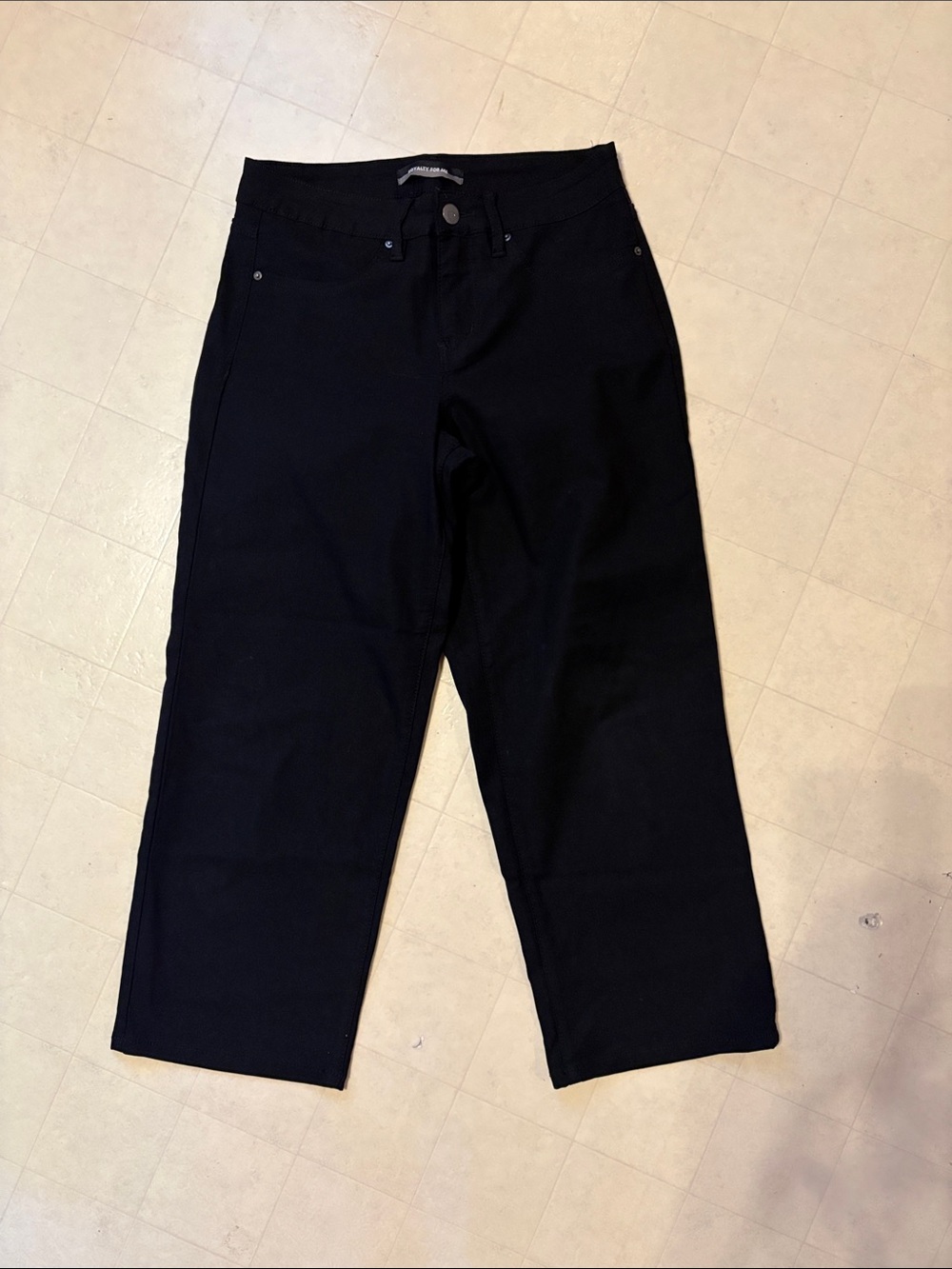 Royalty For Me Black Straight-Leg Cotton Blend Capris Size Medium Stretchy